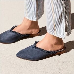 NWOT Free People Nubuck Blue Newport Flats
